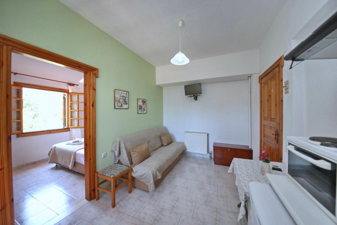 Elsa Stafilos Apartment *