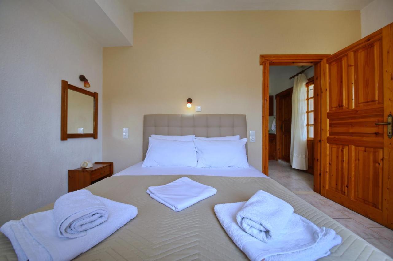 Elsa Stafilos * Skopelos Town