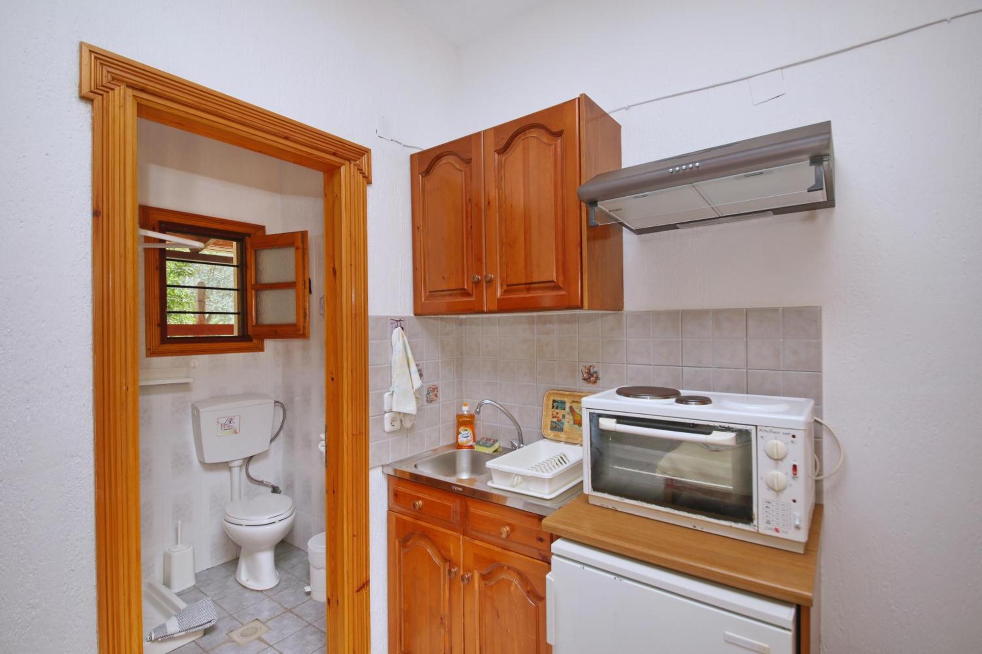 Elsa Stafilos Apartment Skopelos Town